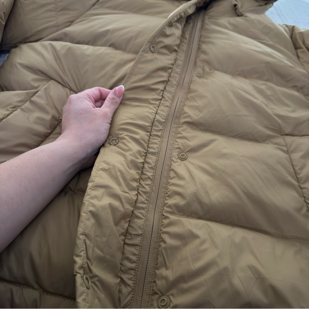 Lululemon Wunder Puff Jacket Size 10 Bold Beige - Picture 3 of 15